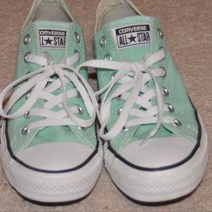 Converse Size 8